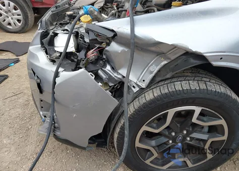 2016 Subaru Crosstrek 2.0I Premium z USA, uszkodzony, nr VIN JF2GPADC0GH307363